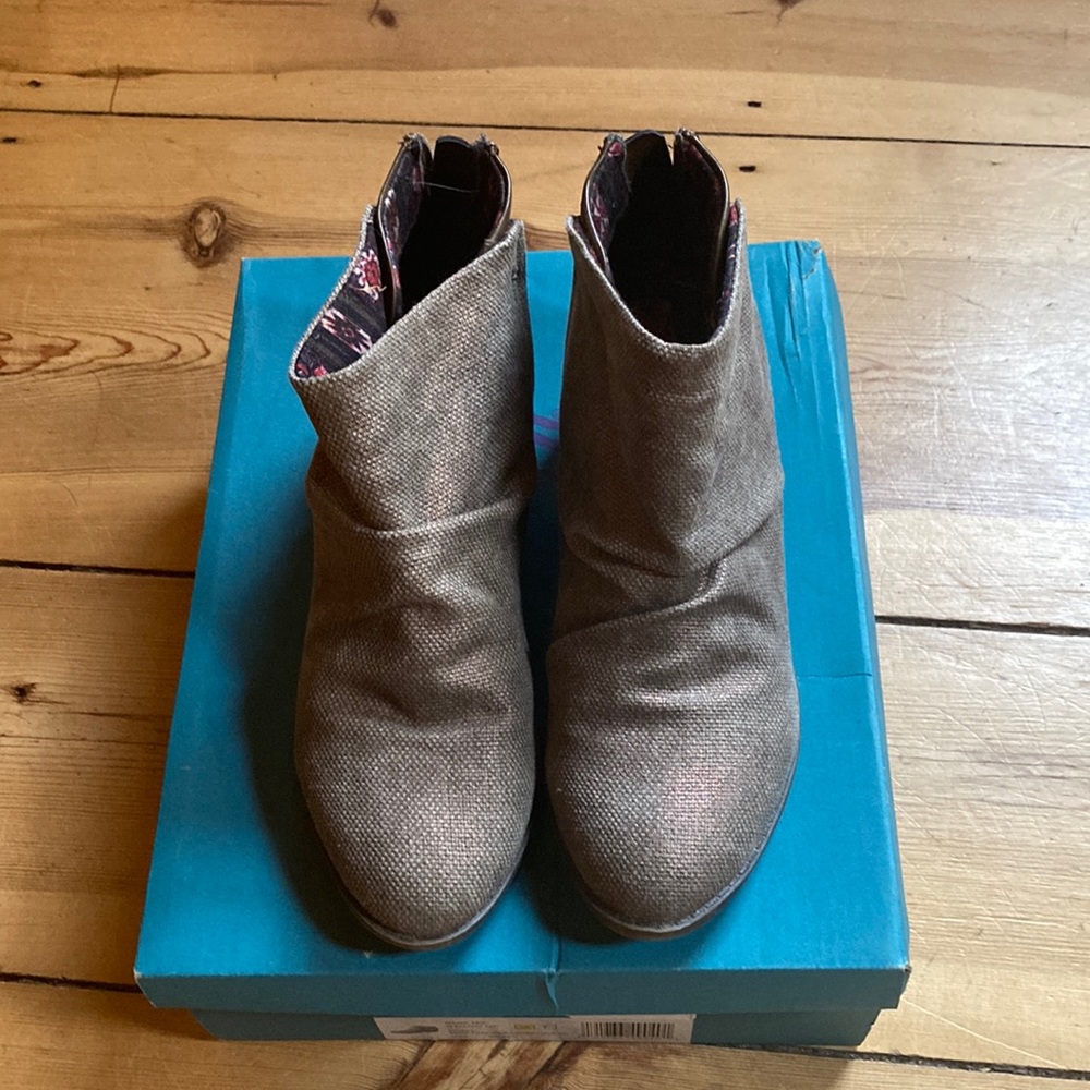 Women’s Blowfish Booties | 7